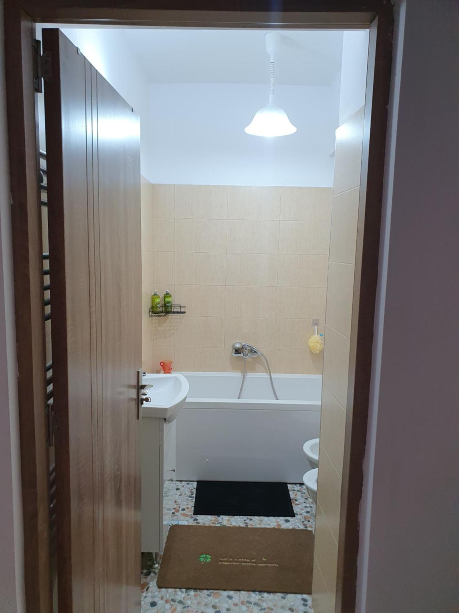 Apartament Castelul Bran Râmnicu Vâlcea Exteriör bild